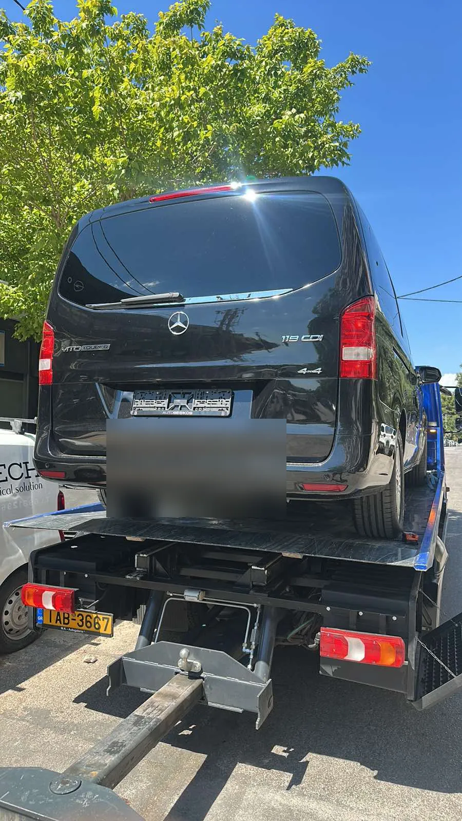 Mercedes Vito στην πλατφόρμα